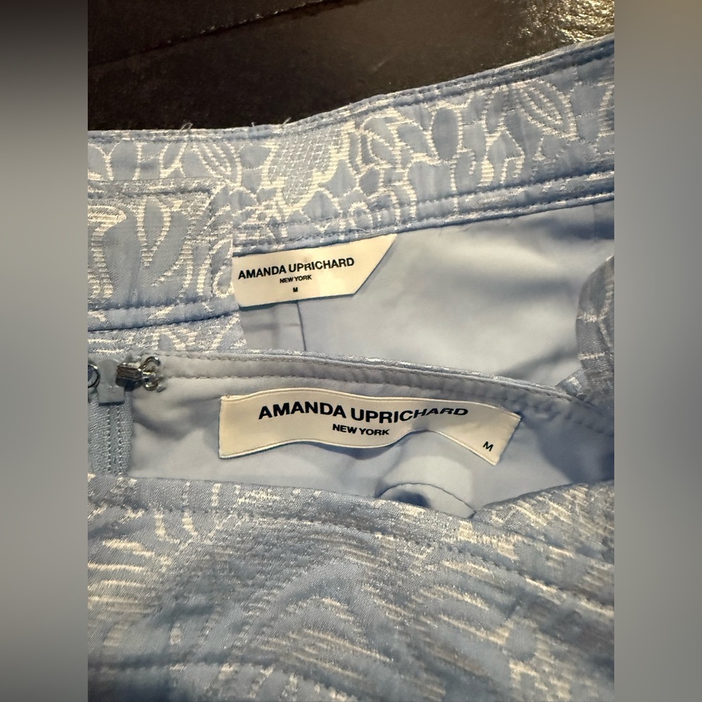 Amanda Uprichard 2 piece set Reeves Shorts & Spade Top powder blue - Picture 6 of 7